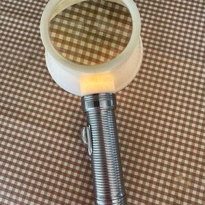 Flashlight magnifyer, vintage 1970s, made in Hong Kong